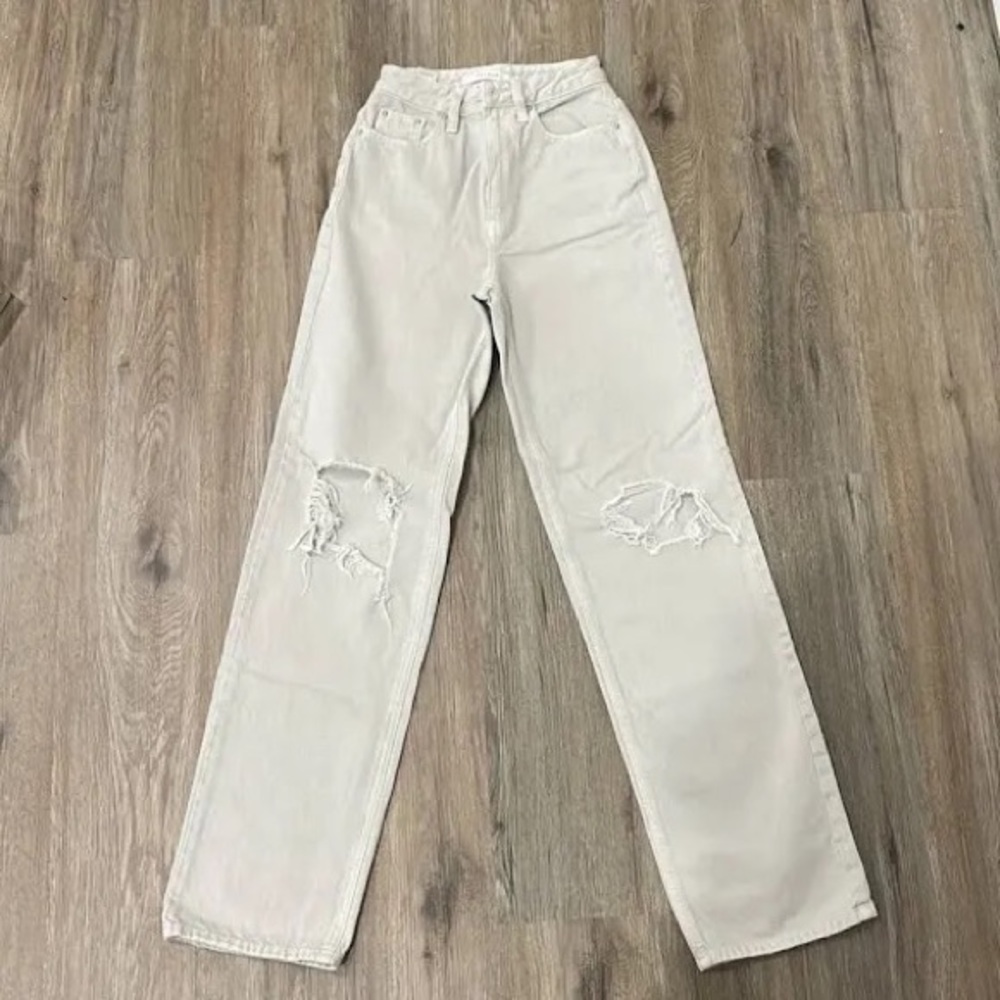 Light Beige Ripped Baggy High-Rise 90s Boyfriend Jeans